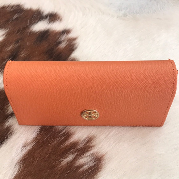 Tory Burch Accessories - Tory Burch Sunglass Case